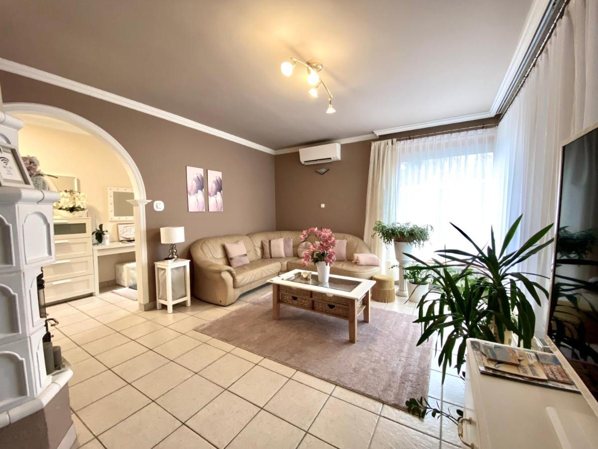 Do-Ti Apartmanhaz Balatonlelle Exterior foto